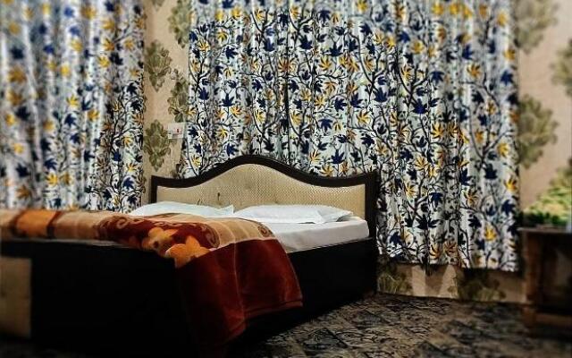 Hotel Fabulous Kashmir