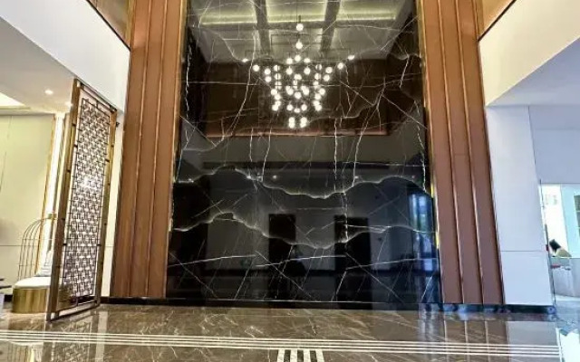 Jinjiang Metropolo Hotel (Heyuan Longchuan)