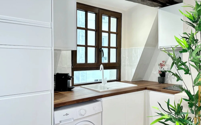 1595 Chapon