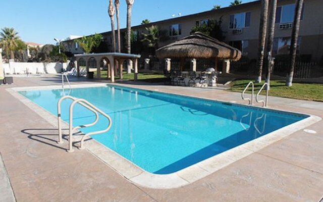 Red Lion Inn & Suites Sacramento