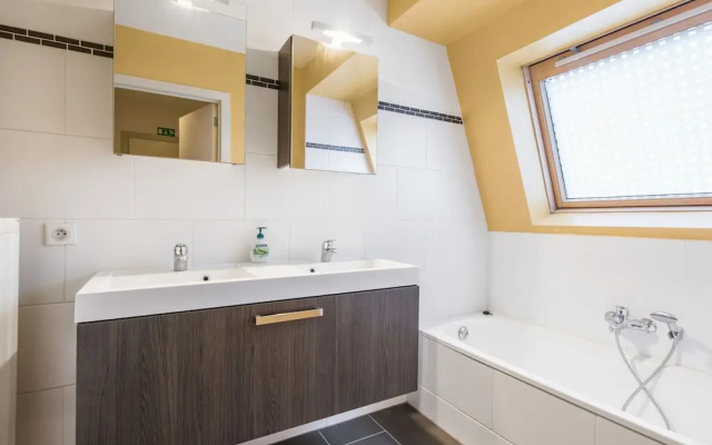 Apartment Near the Grand Place