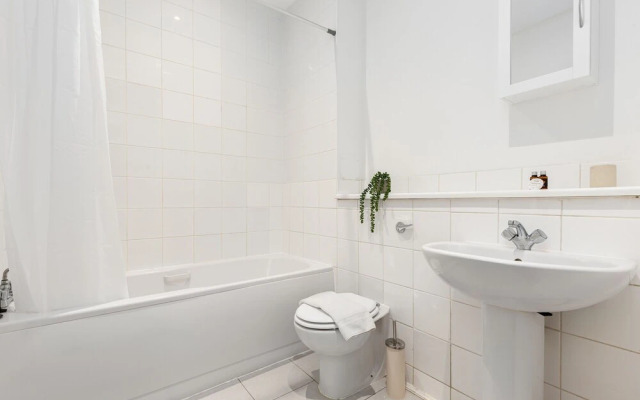 Spacious Flat in Haggerston