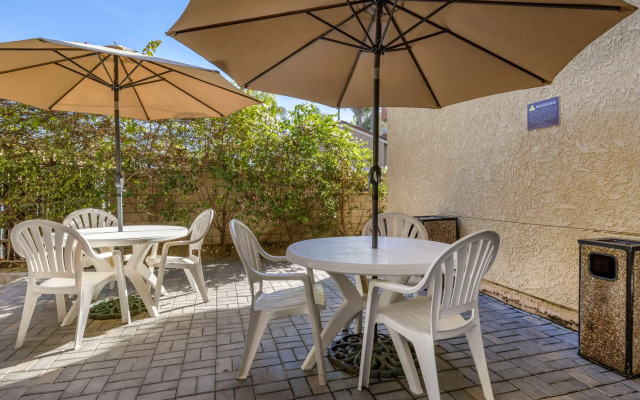 Comfort Inn & Suites Huntington Beach