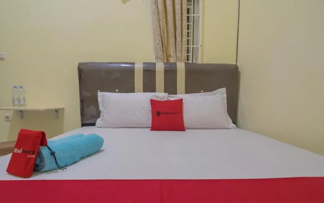 to RedDoorz near Opi Mall Palembang 2