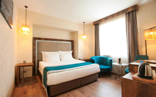 The Life Hotel & Spa