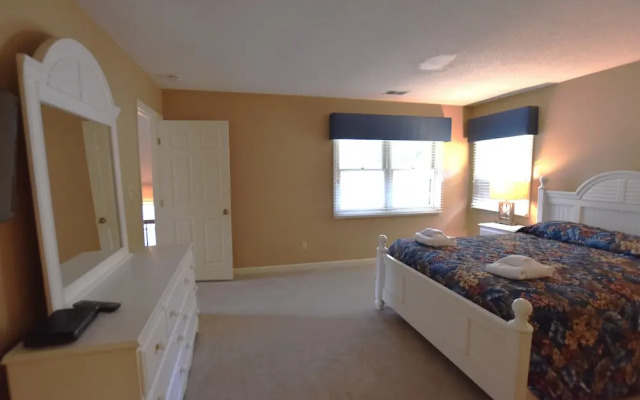 Brigantine Quarters 206
