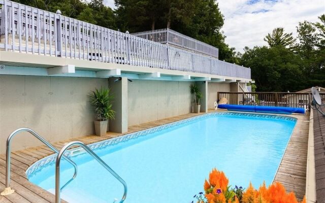 Bee 'n Bee Bed n' Breakfast