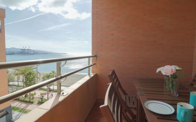 Seafront Malaga Central Apartment