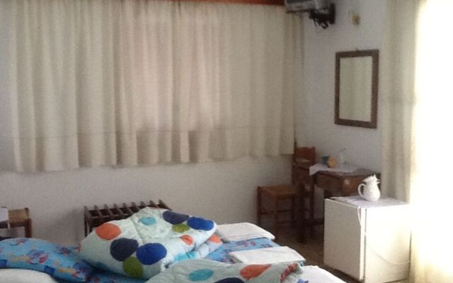 Oasis Hotel