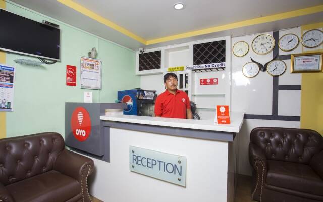 OYO 161 Ram Janaki Hotel