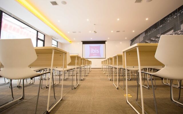 Ibis Hotel (Xi'an High - tech Zone)