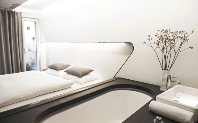 Hotel Q