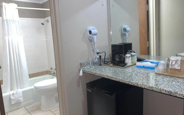 Sidney James Mountain Lodge