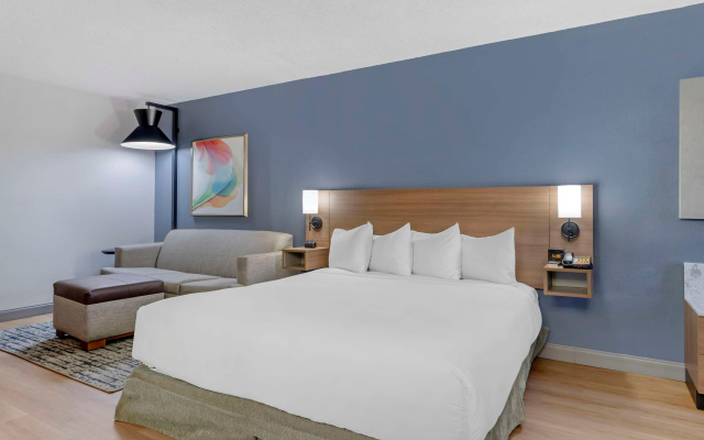 The IAH Houston Hotel