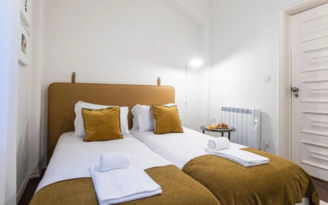 Tasteful 2BR Flat in Art District by LovelyStay