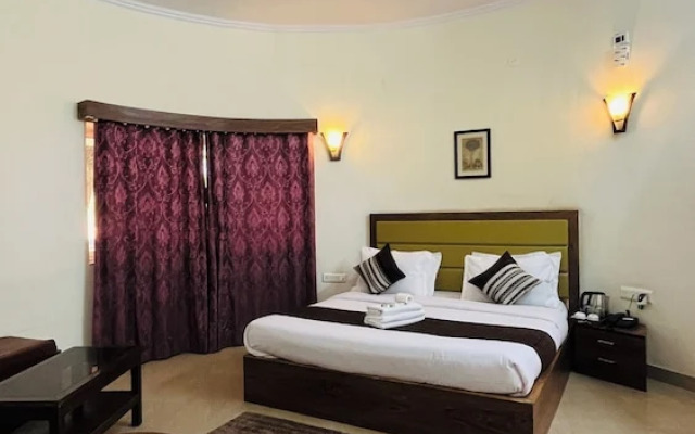 Silver Oak Country Yard Hotel & Resort