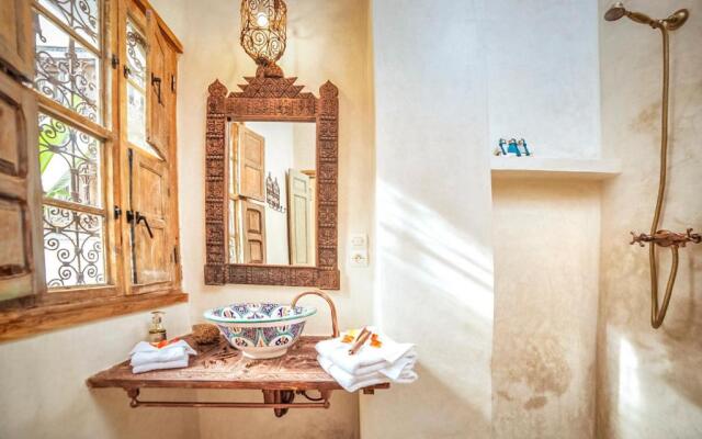Marrakesh Villa Sleeps 14 with Pool