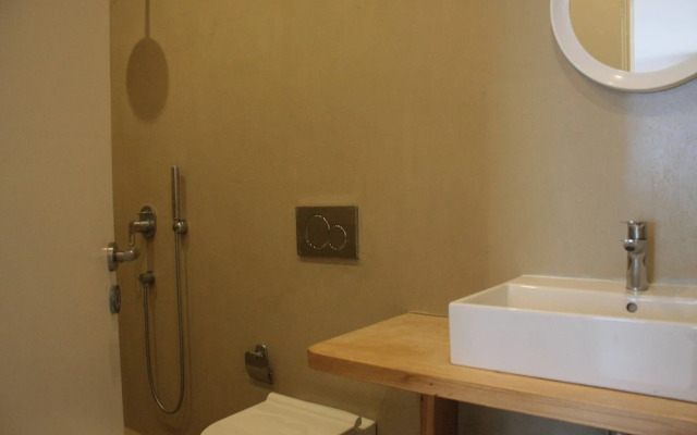 Assyr C - Santorini Cozy Retreat