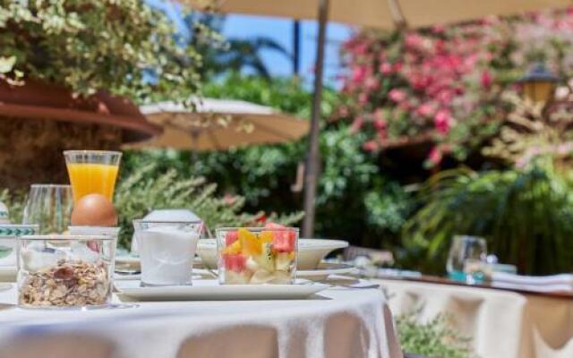 Petit Hotel Restaurante Ses Rotges - Adults Only