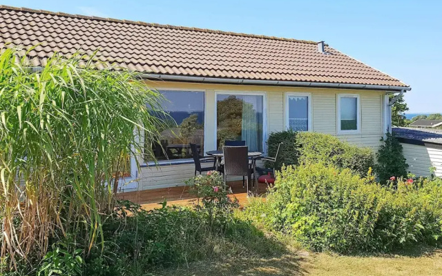 Rustic Holiday Home in Augustenborg near Sea