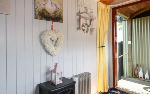 Puddle Duck Shepherds Hut