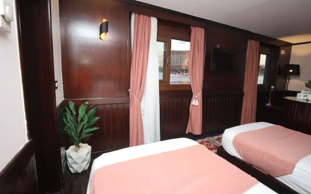 YOU Cairo Nile View Hotel
