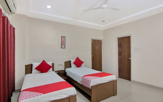 OYO 20009 SilverKey Gachibowli