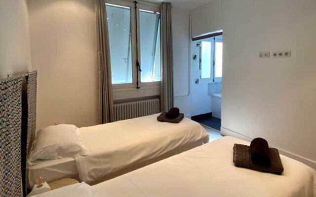 Appartement spacieux centre Aix les Bains