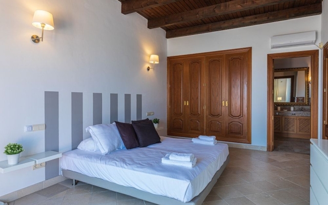 Paraiso Beach Duplex Penthouse Sea View