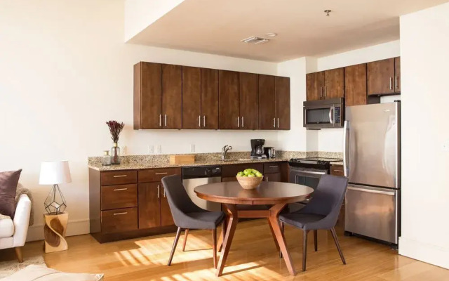 Classic 1BR in C.B.D. by Sonder