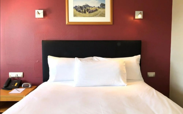 Naumi Auckland Airport Hotel 