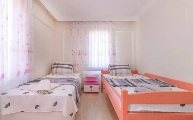 Villa With Pool and Olive Grove in Selimiye