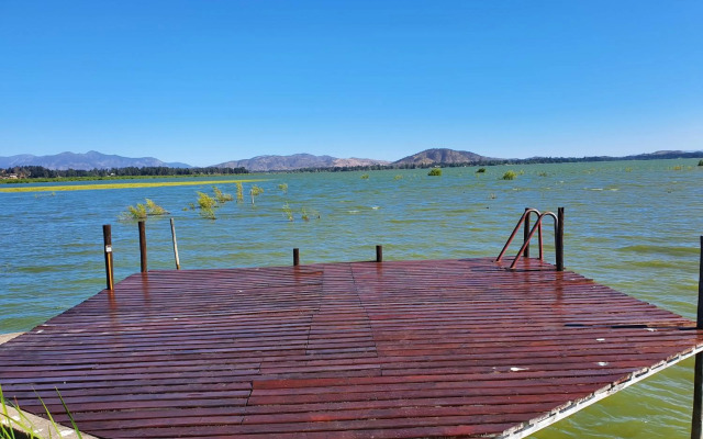 Parcela de 3 hectáreas con orilla de Lago