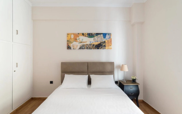 Gem of Keramikos -80m2- Park Balcony View by letmyBNB