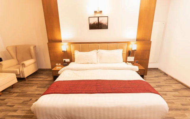 Himalayan Splendour Resort
