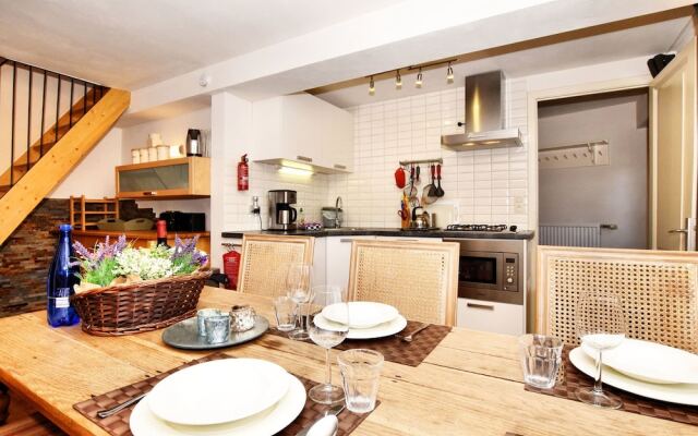 A Beautifully Furnished, Traditional Holiday Home