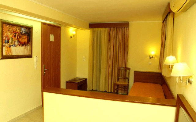Elysee Hotel