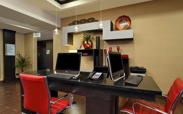 Holiday Inn Express & Suites Houston East - Baytown by IHG