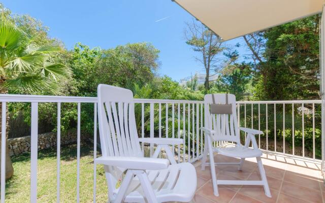 M&M - Apartment with sea views in Portocolom. Free WiFi