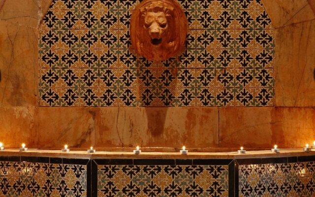 Golden Carthage Hotel & Residence