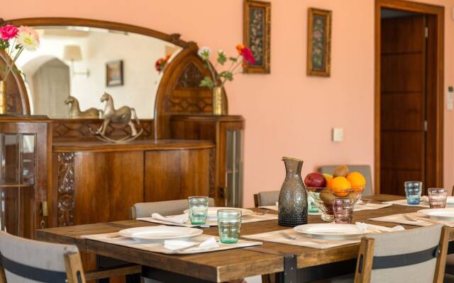 Spacious Villa in Saronida With Swimming Pool
