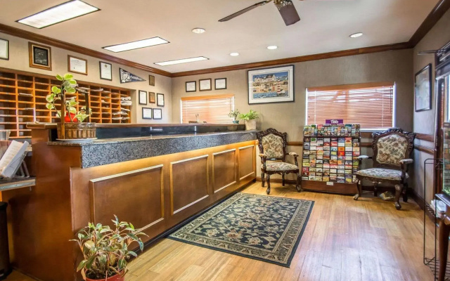 Suburban Extended Stay Hotel Airport