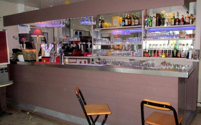 Logis Hotel Le Clos Charmant