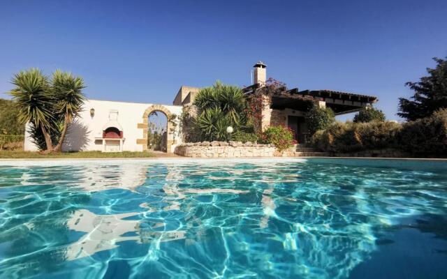 LaLamia (with pool) San Vito dei Normanni, near Ostuni