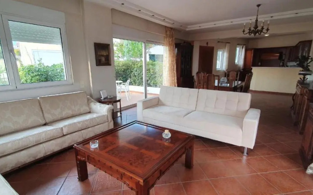 Athenian Luxury Villa in Glyfada