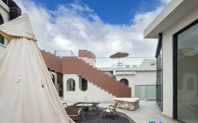 YUJING Yujing Muyanxi Designer Homestay (Sanya West Island Branch)