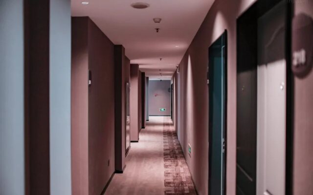 Home Inn (Yangzhou West Gate of Slender West Lake Weiyang Road)