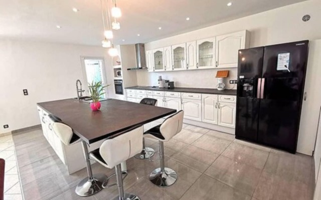 Villa Moderne Centre Piscine 5mn Mer