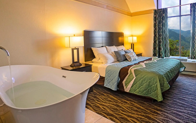 Country Cascades Waterpark Resort