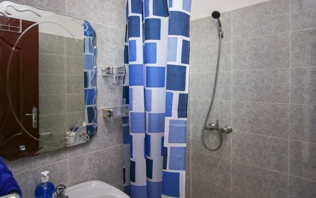 Appartement neuf, entouré de verdure + piscine